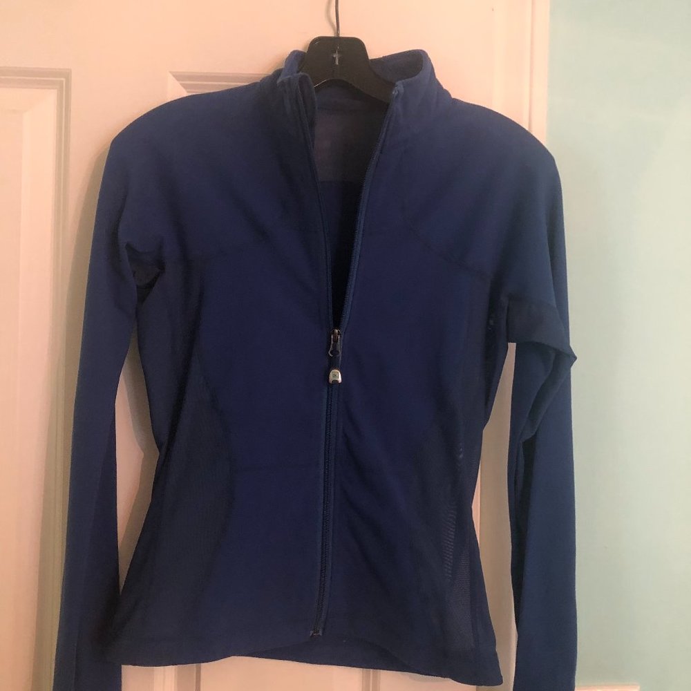 Lululemon royal blue jacket